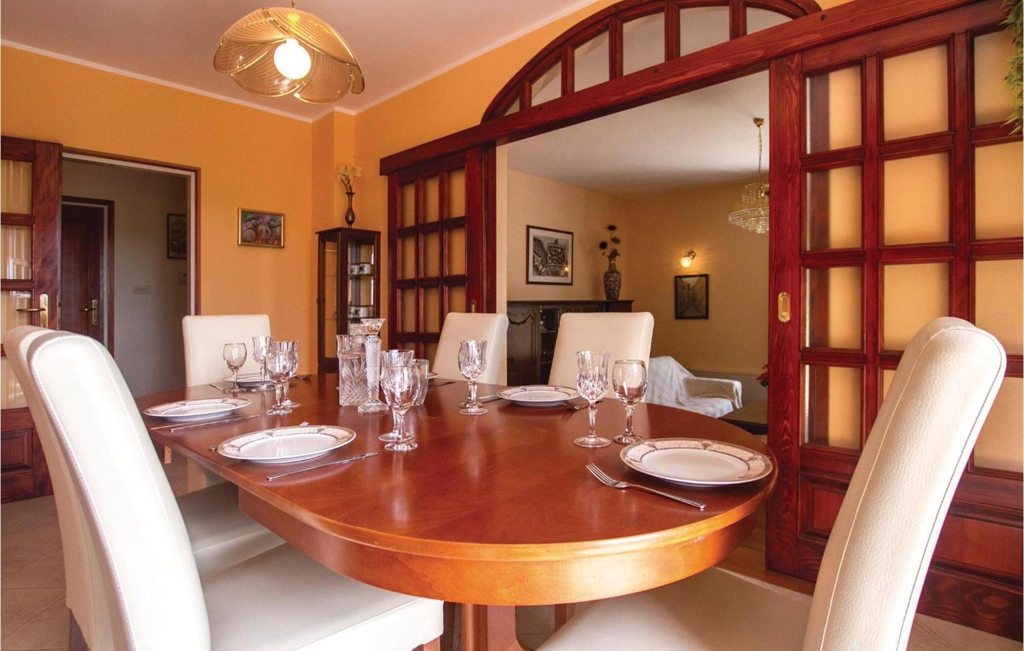 Lovely Home In Kapelica With Wifi Raša Exterior foto