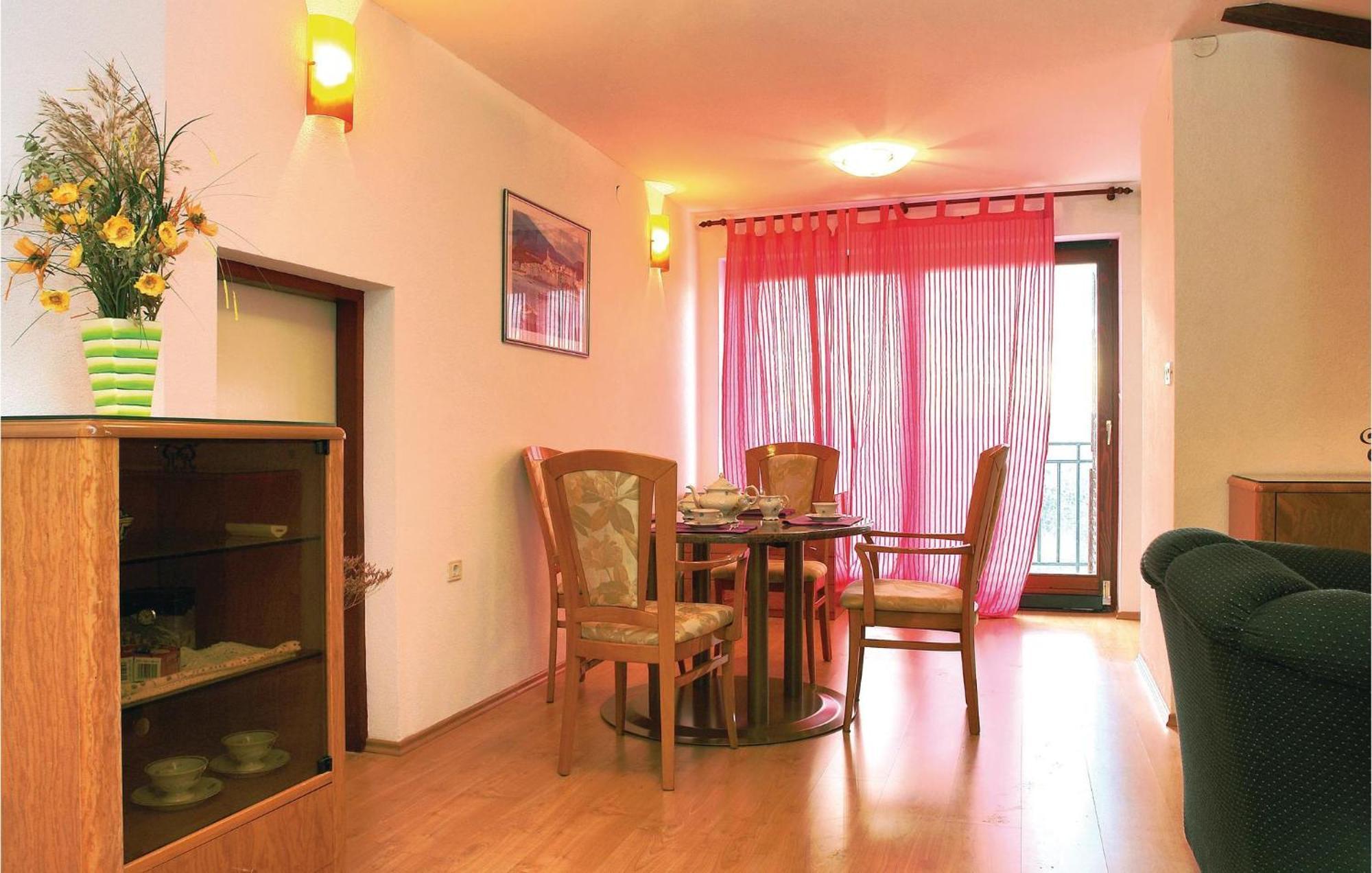 Lovely Home In Kapelica With Wifi Raša Exterior foto