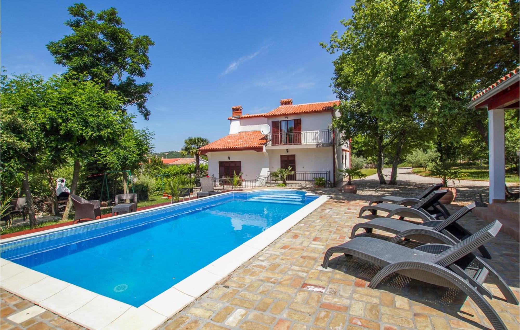 Lovely Home In Kapelica With Wifi Raša Exterior foto