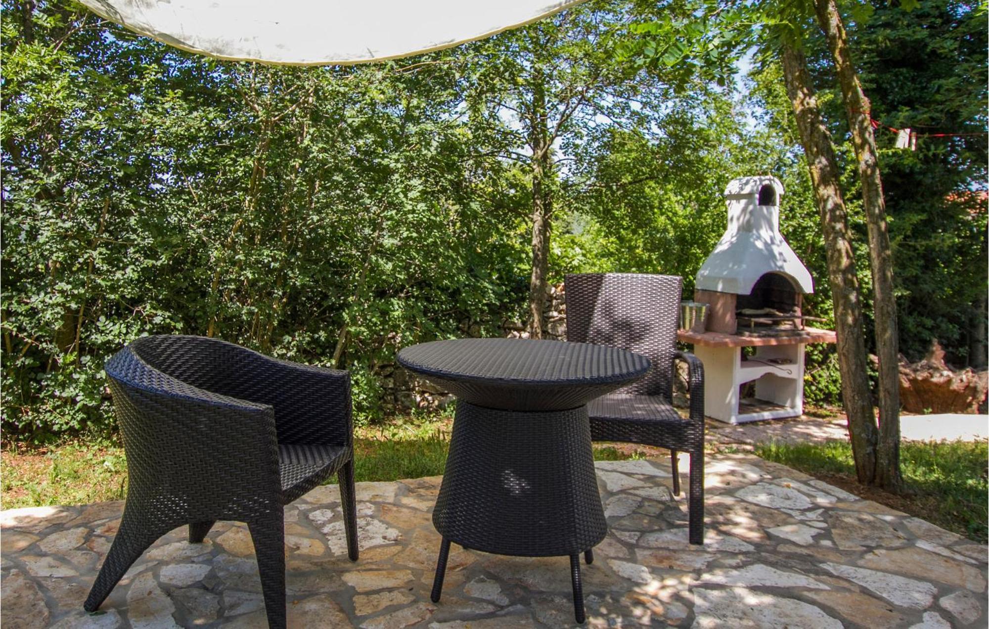 Lovely Home In Kapelica With Wifi Raša Exterior foto